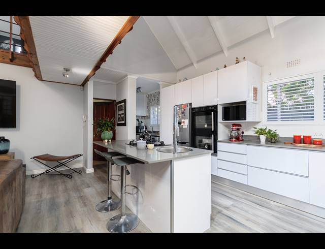 3 BEDROOM FREEHOLD FOR SALE IN PARKLANDS